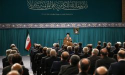 پرهیز از دیپلماسی التماسی، لزوم تعاملات خردمندانه و انعطاف با حفظ اصول