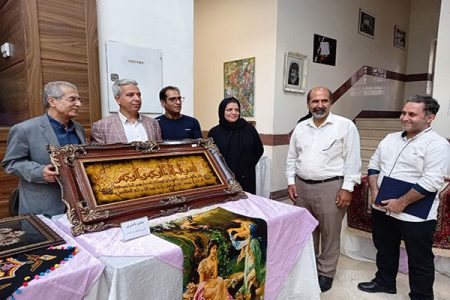 مراسم رونمایی از اثر فاخر پیکر تراشی چوب همزمان با روز صنایع دستی