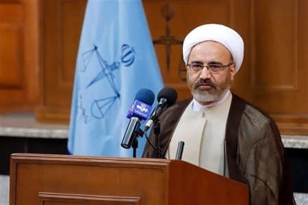 ملاک ارزیابی عملکرد دستگاه قضایی باید اجرای عدالت و حل مشکلات مردم باشد