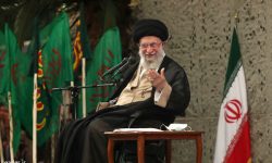 دفاع مقدس نشان داد جوانان می توانند همه مشکلات را حل کنند
