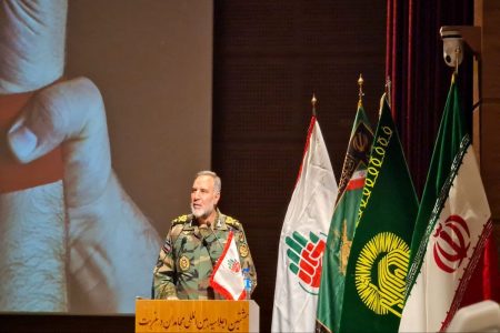راهبردهای رهبر انقلاب خط بطلانی بر تئوری سلطه پذیری کشیده است