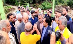 حضور وزیر کشور در مناطق سیل زده آستارا پس از تماس رئیس جمهور