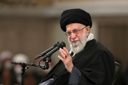 تبدیل مجازات ۵۲ اعدامی به حبس با عفو رهبر انقلاب به مناسبت میلاد پیامبر(ص)