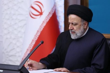 دستور رئیسی برای رفع فوری اختلال در برخی جایگاه‌های سوخت