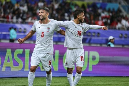 ایران – هنگ‌کنگ در ۷ پرده
