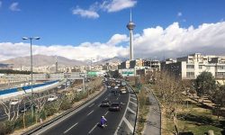 وزش باد شدید در تهران طی روز جاری