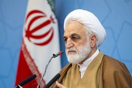 جشن پیروزی انقلاب را با حداکثر ظرفیت مردمی برگزار کنیم