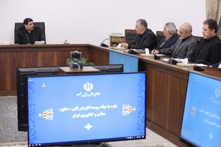 جهش اقتصادی جز با حضور مردم در اقتصاد و اعتماد و فعالیت بخش خصوصی امکانپذیر نیست