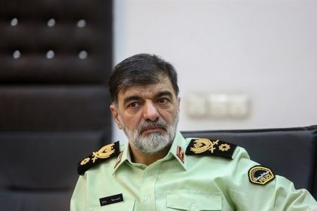 دشمن می‌خواهد از خاکریز عفاف و حجاب بگذرد