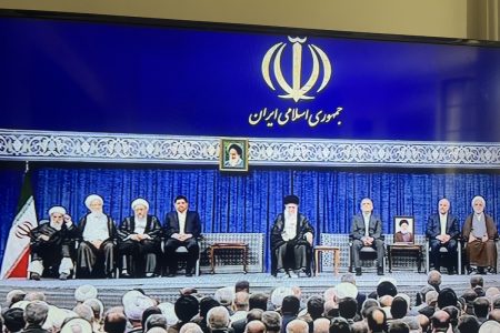 مراسم تنفیذ نهمین رئیس جمهور جمهوری اسلامی ایران آغاز شد