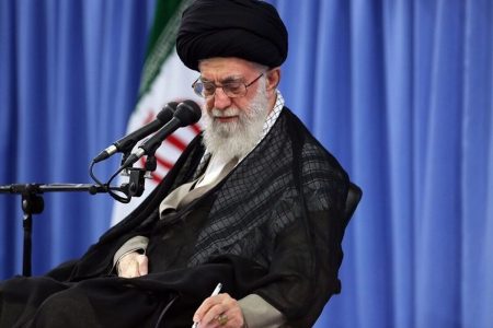 رهبر انقلاب: مقاومت تا رسیدن به سرمنزل مقصود ادامه دارد