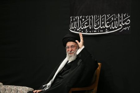 حضور رهبر انقلاب حسینیه امام خمینی (ره) را منفجر کرد!/ امواج این انفجار تل آویو و کاخ سفید را درخواهد نوردید