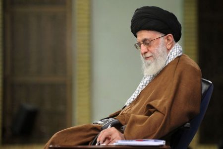 پیام رهبر انقلاب به قهرمانان تیم ملی کشتی آزاد: از تلاش اعجاب‌انگیز و رفتار تحسین‌آمیز شما تشکّر میکنم آفرین بر شما