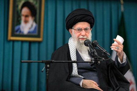 نوآوری علمی و اندیشه سیاسی دو ویژگی برجسته علامه نائینی
