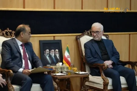 دیدار سفیر جدید پاکستان در تهران با وزیر کشور