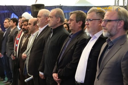 نیروگاه خورشیدی ۹۵ مگاواتی شمس‌آباد افتتاح شد