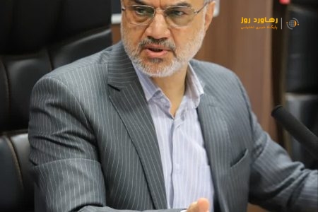 کارگرنیا رئیس شورای اسلامی شهر رشت: عنوان صوری حجمی نباید موجب تضییع حقوق نیروهای شهرداری شود/ ثبت فهرست کامل نیروهای شرکتی شهرداری در سامانه مربوط جهت برخورداری از مزایای قانونی